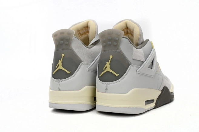 Kick Theory DV3742-021 Retro Jordan Photon Craft SE 4 Dust 0819